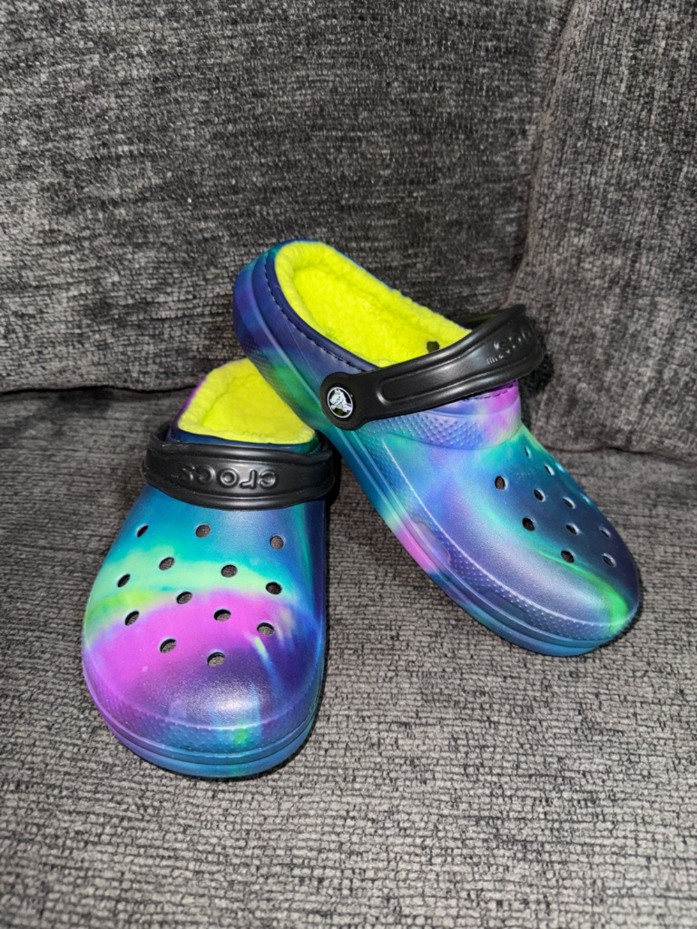 CROCS Kids Tie-Dye Lined Clog - Neon Yellow Lining, Black Strap